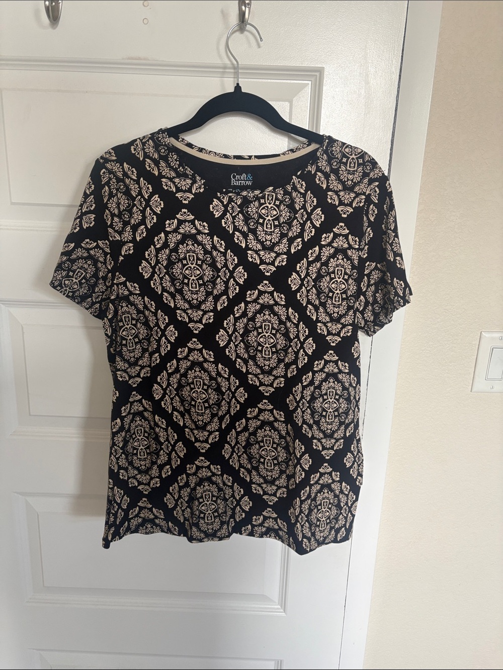 croft & barrow Black Tee with Cream Medallion Print - Short Sleeve